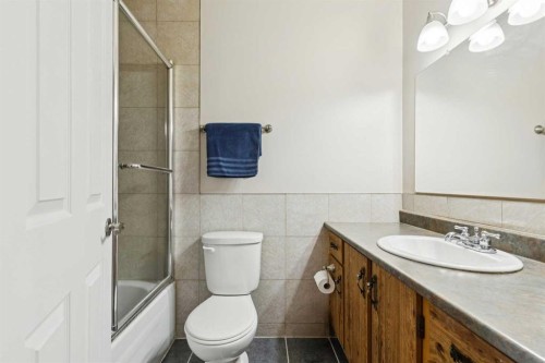 37 Ranch Glen Drive Nw, Calgary, AB - Indoor Photo Showing Bathroom