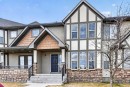 150 Everridge Common Sw, Calgary, AB  - Outdoor With Facade 