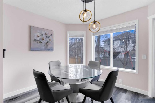 6 Douglas Woods Bay Se, Calgary, AB - Indoor Photo Showing Dining Room