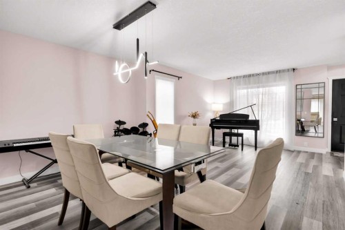 6 Douglas Woods Bay Se, Calgary, AB - Indoor Photo Showing Dining Room