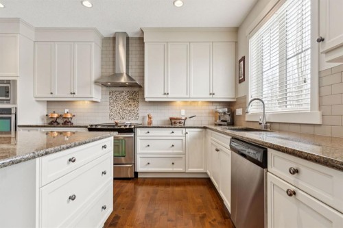 62 Ascot Crescent Sw, Calgary, AB - Indoor Photo Showing Kitchen With Upgraded Kitchen