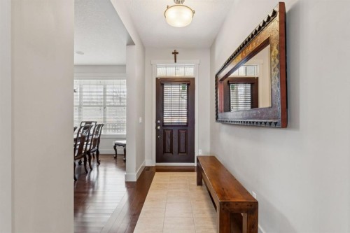 62 Ascot Crescent Sw, Calgary, AB - Indoor Photo Showing Other Room