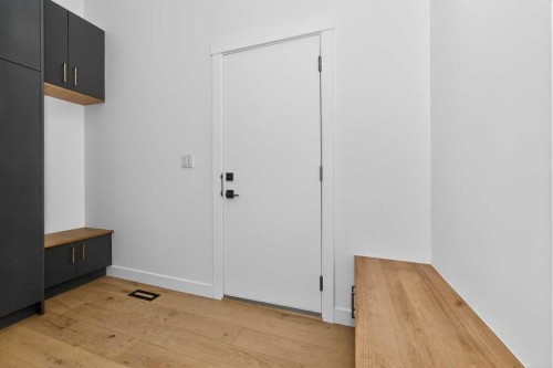 1049 Waterstone Green, Chestermere, AB - Indoor Photo Showing Other Room