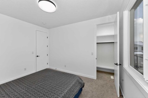 1049 Waterstone Green, Chestermere, AB - Indoor Photo Showing Other Room