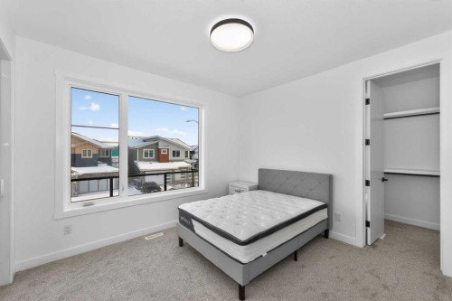 1049 Waterstone Green, Chestermere, AB - Indoor Photo Showing Bedroom