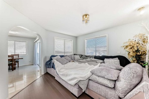 22 Applestone Park Se, Calgary, AB - Indoor Photo Showing Bedroom