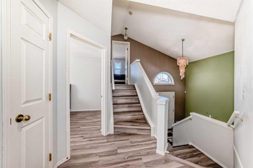 22 Applestone Park Se, Calgary, AB - Indoor Photo Showing Other Room