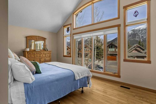 108 Casale Place, Canmore, AB - Indoor Photo Showing Bedroom