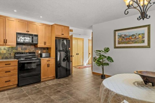 108 Casale Place, Canmore, AB - Indoor Photo Showing Kitchen