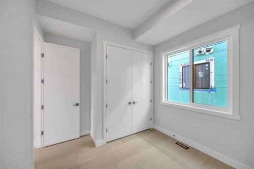 384 Watercrest Place, Chestermere, AB - Indoor Photo Showing Other Room