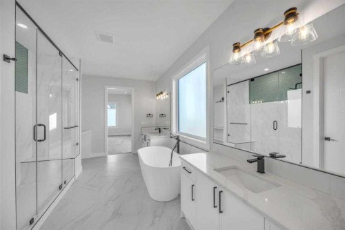 384 Watercrest Place, Chestermere, AB - Indoor Photo Showing Bathroom