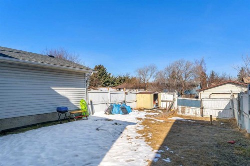 354 Aboyne Place Ne, Calgary, AB - Outdoor