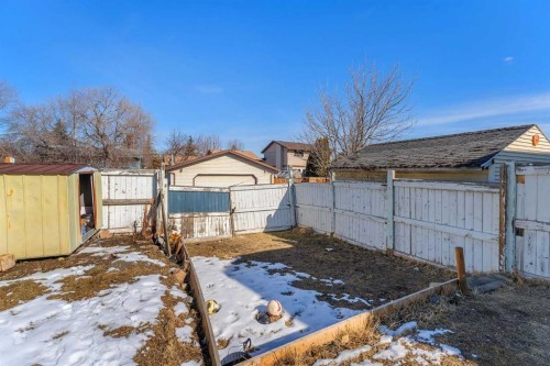 354 Aboyne Place Ne, Calgary, AB - Outdoor