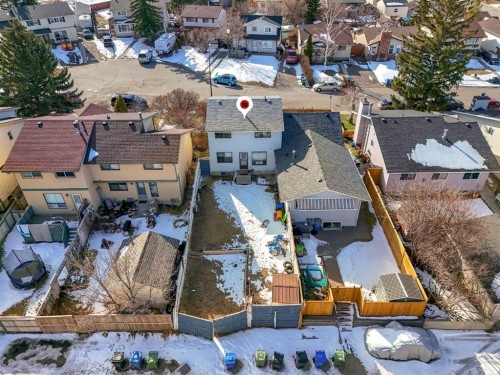 354 Aboyne Place Ne, Calgary, AB - Outdoor