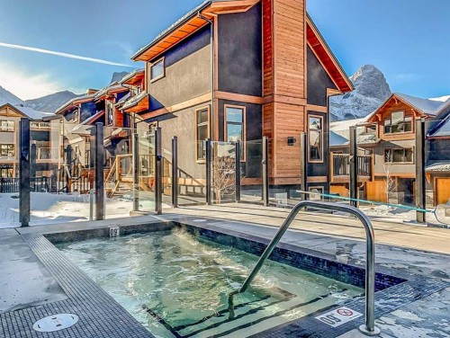 200-707 Spring Creek Drive, Canmore, AB - Outdoor