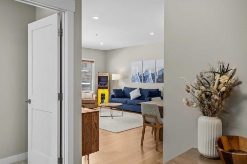 200-707 Spring Creek Drive, Canmore, AB - Indoor