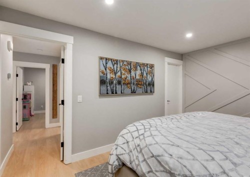 4627 Verona Drive Nw, Calgary, AB - Indoor Photo Showing Bedroom