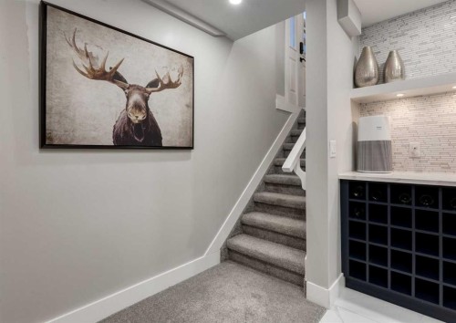 4627 Verona Drive Nw, Calgary, AB - Indoor Photo Showing Other Room