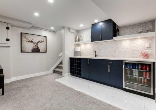 4627 Verona Drive Nw, Calgary, AB - Indoor