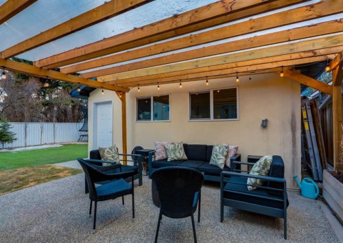 4627 Verona Drive Nw, Calgary, AB - Outdoor With Exterior