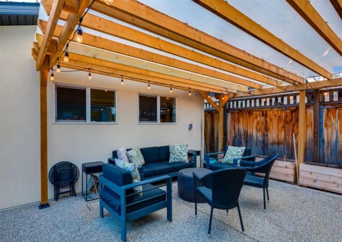 4627 Verona Drive Nw, Calgary, AB - 