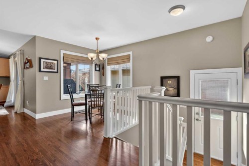 31 Rosetree Road Nw, Calgary, AB - Indoor Photo Showing Other Room