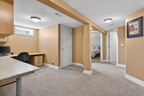 31 Rosetree Road Nw, Calgary, AB - Indoor Photo Showing Office