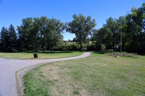 31 Rosetree Road Nw, Calgary, AB - Outdoor