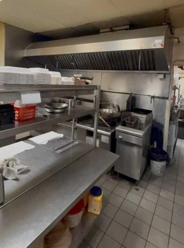 7800 30 Street Se, Calgary, AB 