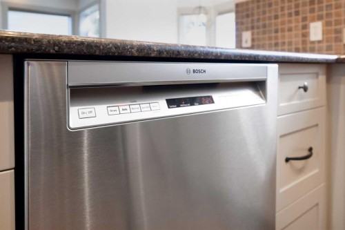 203 Cambridge Bay, Strathmore, AB - Indoor