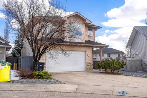 203 Cambridge Bay, Strathmore, AB - Outdoor