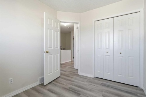 28 Martin Crossing Rise Ne, Calgary, AB - Indoor Photo Showing Other Room