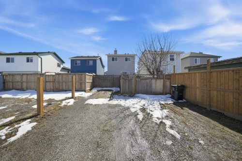 28 Martin Crossing Rise Ne, Calgary, AB - Outdoor