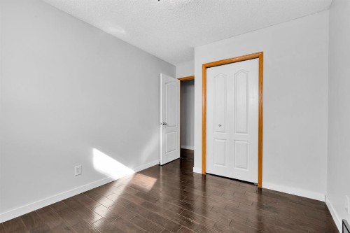 132 West Creek Drive, Chestermere, AB - Indoor Photo Showing Other Room