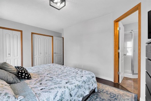 132 West Creek Drive, Chestermere, AB - Indoor Photo Showing Bedroom