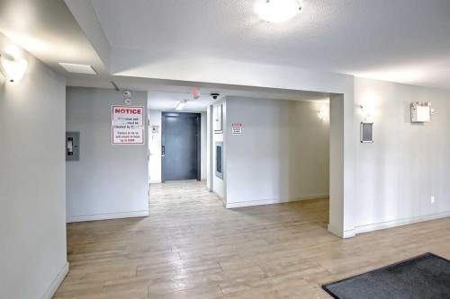 301-355 Taralake Way Ne, Calgary, AB - Indoor Photo Showing Other Room