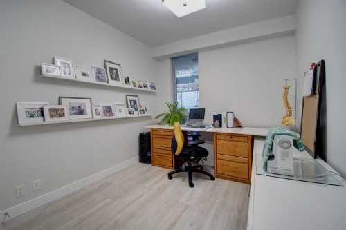 231-222 Riverfront Avenue Sw, Calgary, AB - Indoor Photo Showing Office