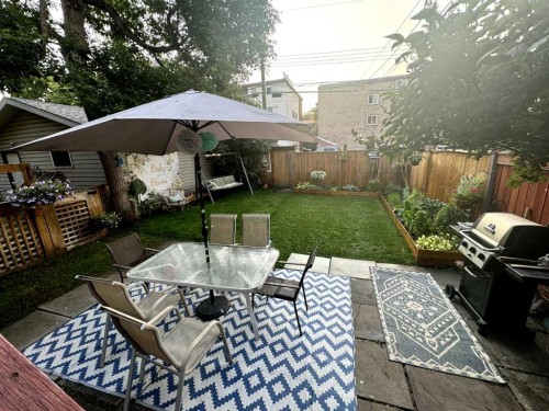 722 2 Avenue Nw, Calgary, AB - Outdoor