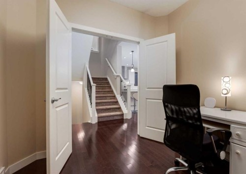70 Nolancliff Crescent Nw, Calgary, AB - Indoor Photo Showing Office