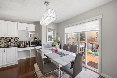 87 Kincora Drive Nw, Calgary, AB - Indoor Photo Showing Dining Room