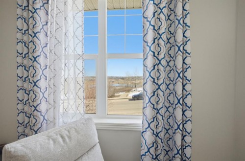 87 Kincora Drive Nw, Calgary, AB - Indoor Photo Showing Bathroom