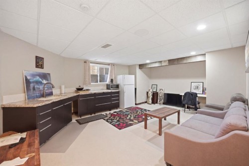 87 Kincora Drive Nw, Calgary, AB - Indoor