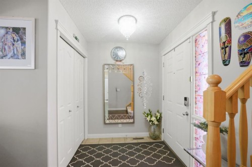 87 Kincora Drive Nw, Calgary, AB - Indoor Photo Showing Other Room