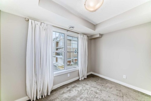 647 Cranbrook Walk Se, Calgary, AB - Indoor Photo Showing Other Room