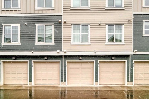 647 Cranbrook Walk Se, Calgary, AB - Outdoor With Exterior