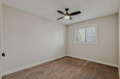 286 Mountain Park Drive Se, Calgary, AB - Indoor Photo Showing Other Room