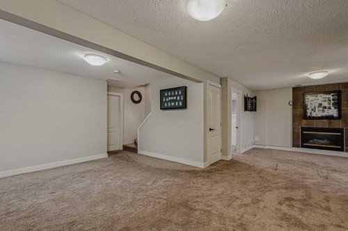 286 Mountain Park Drive Se, Calgary, AB - Indoor