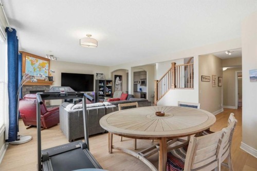 40 Eagleview Way, Cochrane, AB - Indoor Photo Showing Dining Room
