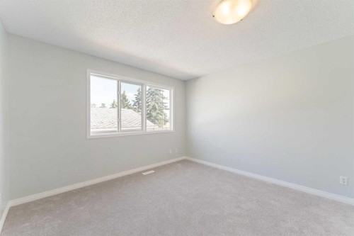 6808 Rundlehorn Drive Ne, Calgary, AB - Indoor Photo Showing Other Room