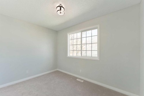 6808 Rundlehorn Drive Ne, Calgary, AB - Indoor Photo Showing Other Room